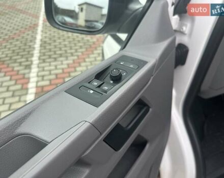 Белый Фольксваген Transporter, объемом двигателя 2 л и пробегом 172 тыс. км за 24500 $, фото 10 на Automoto.ua