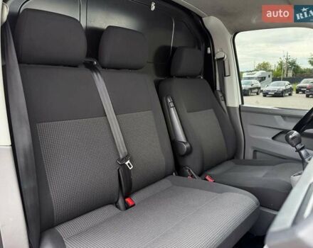 Білий Фольксваген Transporter, об'ємом двигуна 2 л та пробігом 176 тис. км за 23499 $, фото 37 на Automoto.ua