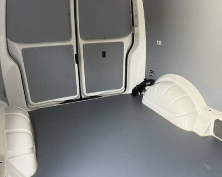 Белый Фольксваген Transporter, объемом двигателя 2 л и пробегом 194 тыс. км за 26350 $, фото 97 на Automoto.ua