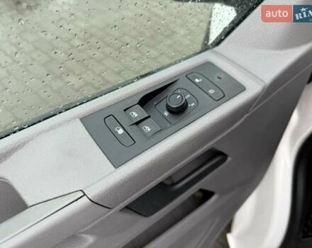 Белый Фольксваген Transporter, объемом двигателя 1.97 л и пробегом 57 тыс. км за 32900 $, фото 18 на Automoto.ua