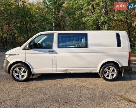 Белый Фольксваген Transporter, объемом двигателя 1.97 л и пробегом 227 тыс. км за 33700 $, фото 29 на Automoto.ua