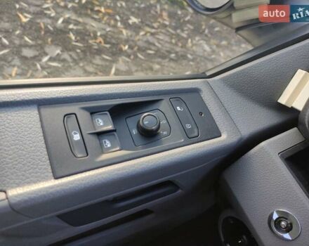 Белый Фольксваген Transporter, объемом двигателя 2 л и пробегом 213 тыс. км за 19999 $, фото 20 на Automoto.ua