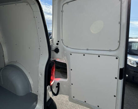 Белый Фольксваген Transporter, объемом двигателя 1.97 л и пробегом 168 тыс. км за 28500 $, фото 29 на Automoto.ua