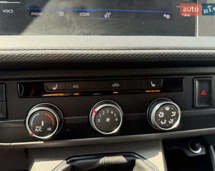 Белый Фольксваген Transporter, объемом двигателя 2 л и пробегом 194 тыс. км за 26350 $, фото 69 на Automoto.ua