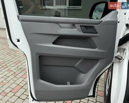 Білий Фольксваген Transporter, об'ємом двигуна 2 л та пробігом 176 тис. км за 23499 $, фото 27 на Automoto.ua