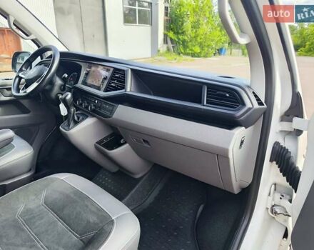 Белый Фольксваген Transporter, объемом двигателя 2 л и пробегом 208 тыс. км за 33850 $, фото 72 на Automoto.ua