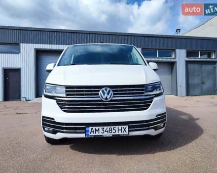 Белый Фольксваген Transporter, объемом двигателя 2 л и пробегом 208 тыс. км за 33850 $, фото 2 на Automoto.ua