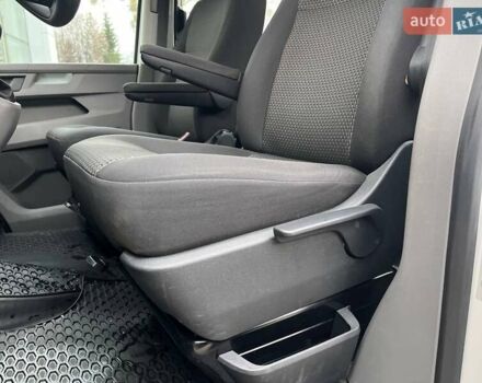 Білий Фольксваген Transporter, об'ємом двигуна 2 л та пробігом 224 тис. км за 29999 $, фото 12 на Automoto.ua