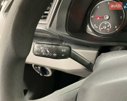 Білий Фольксваген Transporter, об'ємом двигуна 1.97 л та пробігом 275 тис. км за 20999 $, фото 8 на Automoto.ua