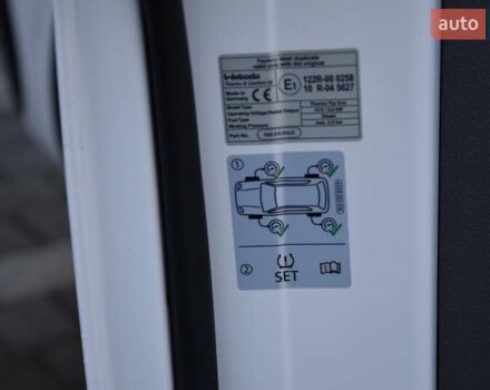 Белый Фольксваген Transporter, объемом двигателя 1.97 л и пробегом 250 тыс. км за 34950 $, фото 30 на Automoto.ua