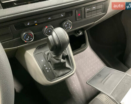 Білий Фольксваген Transporter, об'ємом двигуна 1.97 л та пробігом 275 тис. км за 20999 $, фото 6 на Automoto.ua