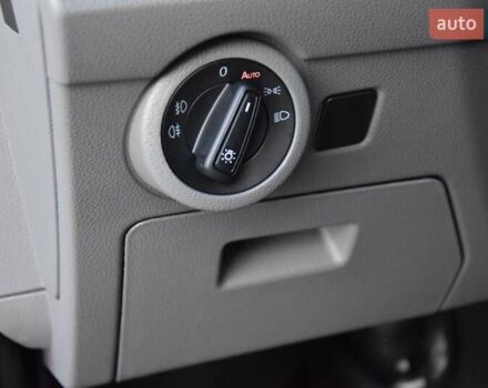 Белый Фольксваген Transporter, объемом двигателя 1.97 л и пробегом 250 тыс. км за 34950 $, фото 46 на Automoto.ua