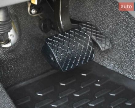 Белый Фольксваген Transporter, объемом двигателя 1.97 л и пробегом 250 тыс. км за 34950 $, фото 45 на Automoto.ua