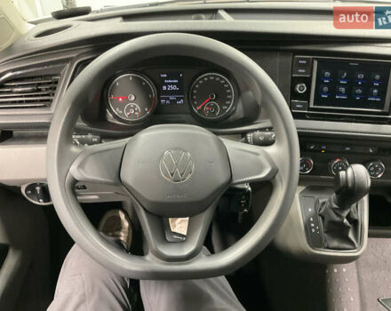 Білий Фольксваген Transporter, об'ємом двигуна 1.97 л та пробігом 275 тис. км за 20999 $, фото 10 на Automoto.ua