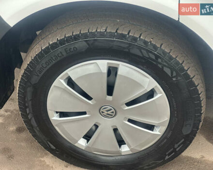 Білий Фольксваген Transporter, об'ємом двигуна 2 л та пробігом 112 тис. км за 25500 $, фото 28 на Automoto.ua