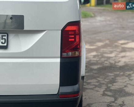 Білий Фольксваген Transporter, об'ємом двигуна 2 л та пробігом 112 тис. км за 25500 $, фото 32 на Automoto.ua