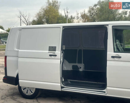 Білий Фольксваген Transporter, об'ємом двигуна 2 л та пробігом 112 тис. км за 25500 $, фото 64 на Automoto.ua