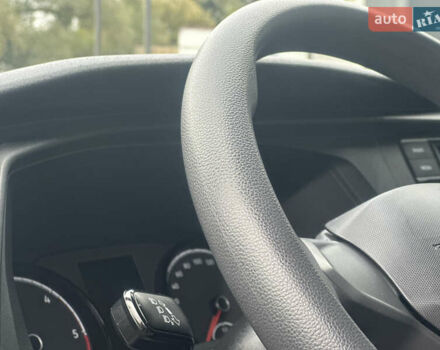 Білий Фольксваген Transporter, об'ємом двигуна 2 л та пробігом 112 тис. км за 25500 $, фото 56 на Automoto.ua