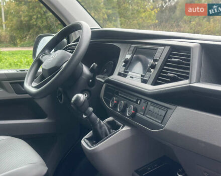 Білий Фольксваген Transporter, об'ємом двигуна 2 л та пробігом 112 тис. км за 25500 $, фото 50 на Automoto.ua