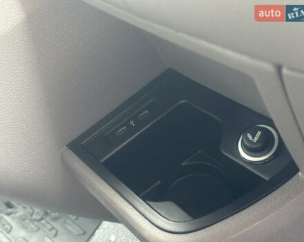 Білий Фольксваген Transporter, об'ємом двигуна 2 л та пробігом 112 тис. км за 25500 $, фото 61 на Automoto.ua