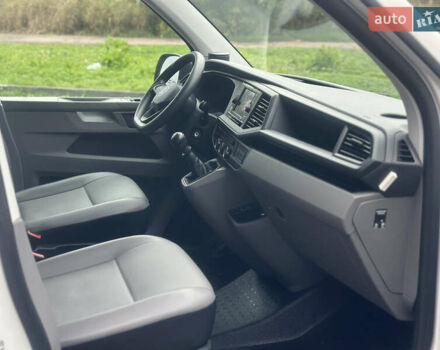 Білий Фольксваген Transporter, об'ємом двигуна 2 л та пробігом 112 тис. км за 25500 $, фото 45 на Automoto.ua