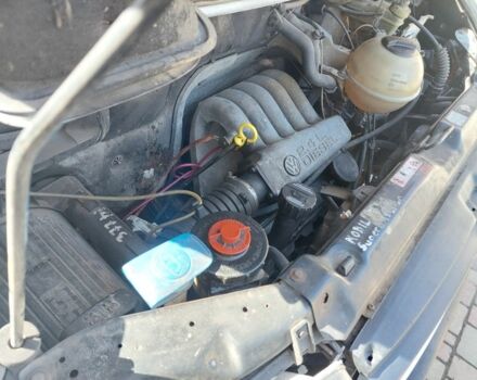 Білий Фольксваген Transporter, об'ємом двигуна 2.4 л та пробігом 432 тис. км за 3750 $, фото 6 на Automoto.ua