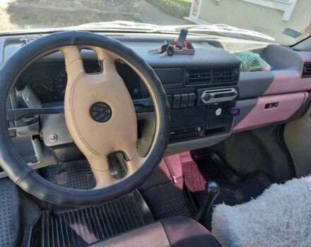 Білий Фольксваген Transporter, об'ємом двигуна 2.4 л та пробігом 432 тис. км за 3750 $, фото 5 на Automoto.ua