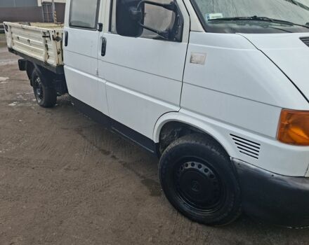 Белый Фольксваген Transporter, объемом двигателя 0 л и пробегом 300 тыс. км за 3600 $, фото 1 на Automoto.ua