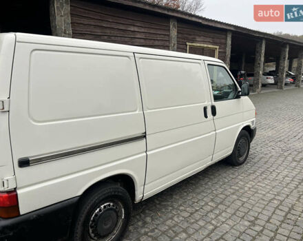 Белый Фольксваген Transporter, объемом двигателя 2.5 л и пробегом 405 тыс. км за 5700 $, фото 6 на Automoto.ua