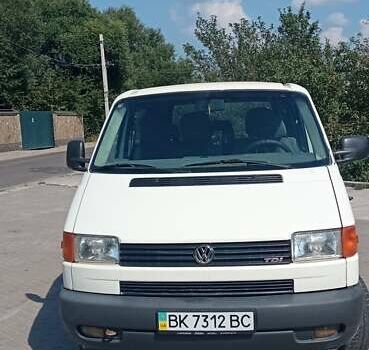 Белый Фольксваген Transporter, объемом двигателя 2.5 л и пробегом 329 тыс. км за 5700 $, фото 3 на Automoto.ua