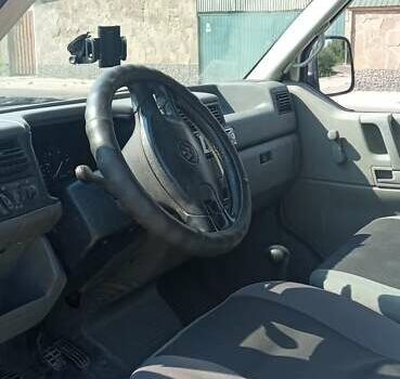 Белый Фольксваген Transporter, объемом двигателя 2.5 л и пробегом 329 тыс. км за 5700 $, фото 12 на Automoto.ua