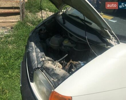 Белый Фольксваген Transporter, объемом двигателя 2.5 л и пробегом 280 тыс. км за 5500 $, фото 1 на Automoto.ua