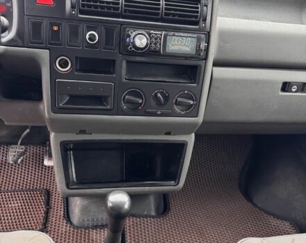 Белый Фольксваген Transporter, объемом двигателя 1.9 л и пробегом 285 тыс. км за 5200 $, фото 19 на Automoto.ua