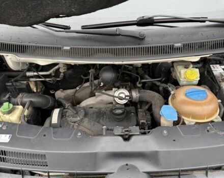 Білий Фольксваген Transporter, об'ємом двигуна 1.9 л та пробігом 400 тис. км за 8000 $, фото 16 на Automoto.ua