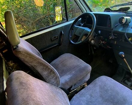 Фольксваген Transporter 1984 у Києві на Automoto.ua Білий Фольксваген Transporter, об'ємом двигуна 1.6 л та пробігом 393 тис. км за 1667 $, фото 10 на Automoto.ua