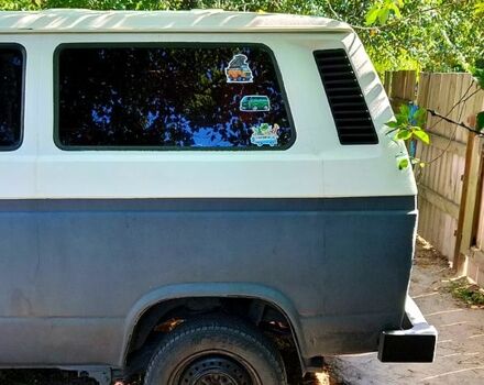 Белый Фольксваген Transporter, объемом двигателя 1.6 л и пробегом 393 тыс. км за 1667 $, фото 5 на Automoto.ua