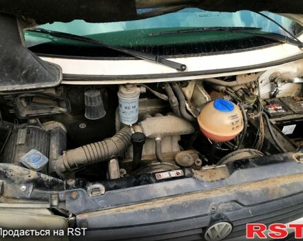 Белый Фольксваген Transporter, объемом двигателя 1.9 л и пробегом 570 тыс. км за 3600 $, фото 8 на Automoto.ua