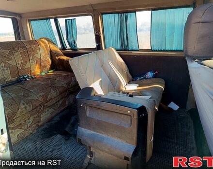 Белый Фольксваген Transporter, объемом двигателя 19 л и пробегом 300 тыс. км за 3000 $, фото 4 на Automoto.ua