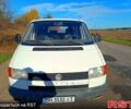 Белый Фольксваген Transporter, объемом двигателя 19 л и пробегом 300 тыс. км за 3000 $, фото 1 на Automoto.ua