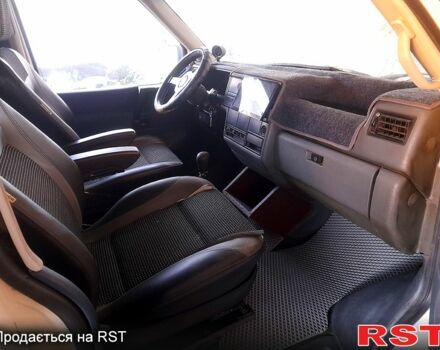 Фольксваген Transporter 1992 в Николаеве на Automoto.ua Белый Фольксваген Transporter, объемом двигателя 2.4 л и пробегом 150 тыс. км за 4600 $, фото 2 на Automoto.ua