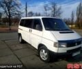 Белый Фольксваген Transporter, объемом двигателя 2.4 л и пробегом 300 тыс. км за 3700 $, фото 1 на Automoto.ua