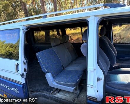 Белый Фольксваген Transporter, объемом двигателя 2.4 л и пробегом 375 тыс. км за 2750 $, фото 7 на Automoto.ua