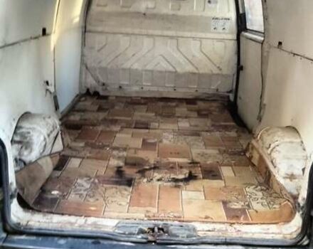 Белый Фольксваген Transporter, объемом двигателя 1.9 л и пробегом 337 тыс. км за 3500 $, фото 5 на Automoto.ua