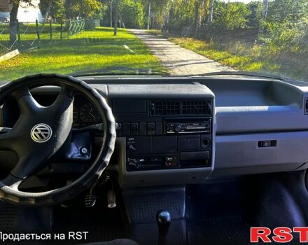 Белый Фольксваген Transporter, объемом двигателя 2.5 л и пробегом 299 тыс. км за 4200 $, фото 10 на Automoto.ua