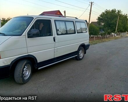 Белый Фольксваген Transporter, объемом двигателя 1.9 л и пробегом 358 тыс. км за 2700 $, фото 5 на Automoto.ua
