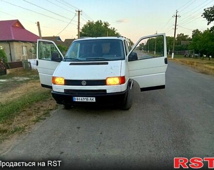 Белый Фольксваген Transporter, объемом двигателя 1.9 л и пробегом 358 тыс. км за 2700 $, фото 3 на Automoto.ua
