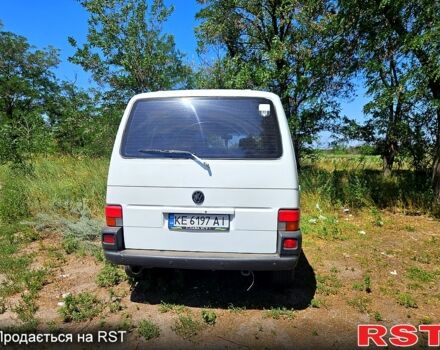 Белый Фольксваген Transporter, объемом двигателя 1.9 л и пробегом 382 тыс. км за 5000 $, фото 3 на Automoto.ua