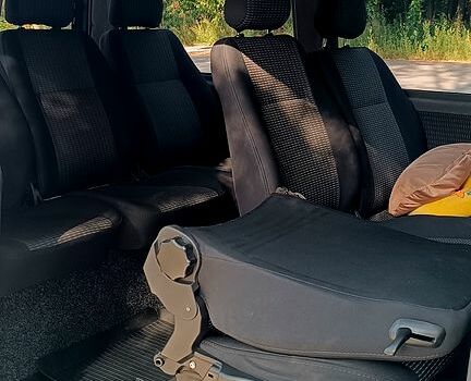 Белый Фольксваген Transporter, объемом двигателя 1.9 л и пробегом 287 тыс. км за 5800 $, фото 8 на Automoto.ua