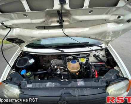 Белый Фольксваген Transporter, объемом двигателя 1.9 л и пробегом 317 тыс. км за 5200 $, фото 7 на Automoto.ua