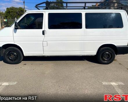 Білий Фольксваген Transporter, об'ємом двигуна 2.5 л та пробігом 550 тис. км за 5500 $, фото 1 на Automoto.ua